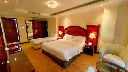 Regal Peninsula Hotel3